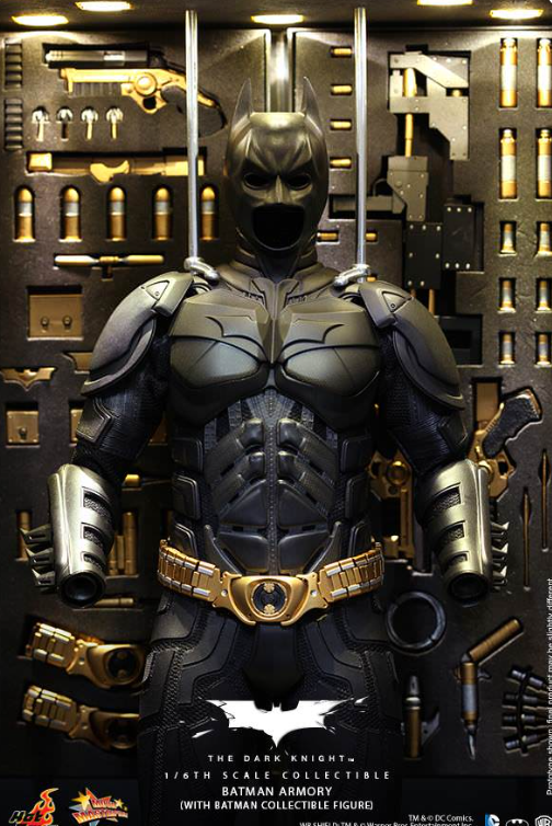 Hot Toys Batman Armory w/ Batman Hot Toys TDK MMS234 1/6 Scale Figure
