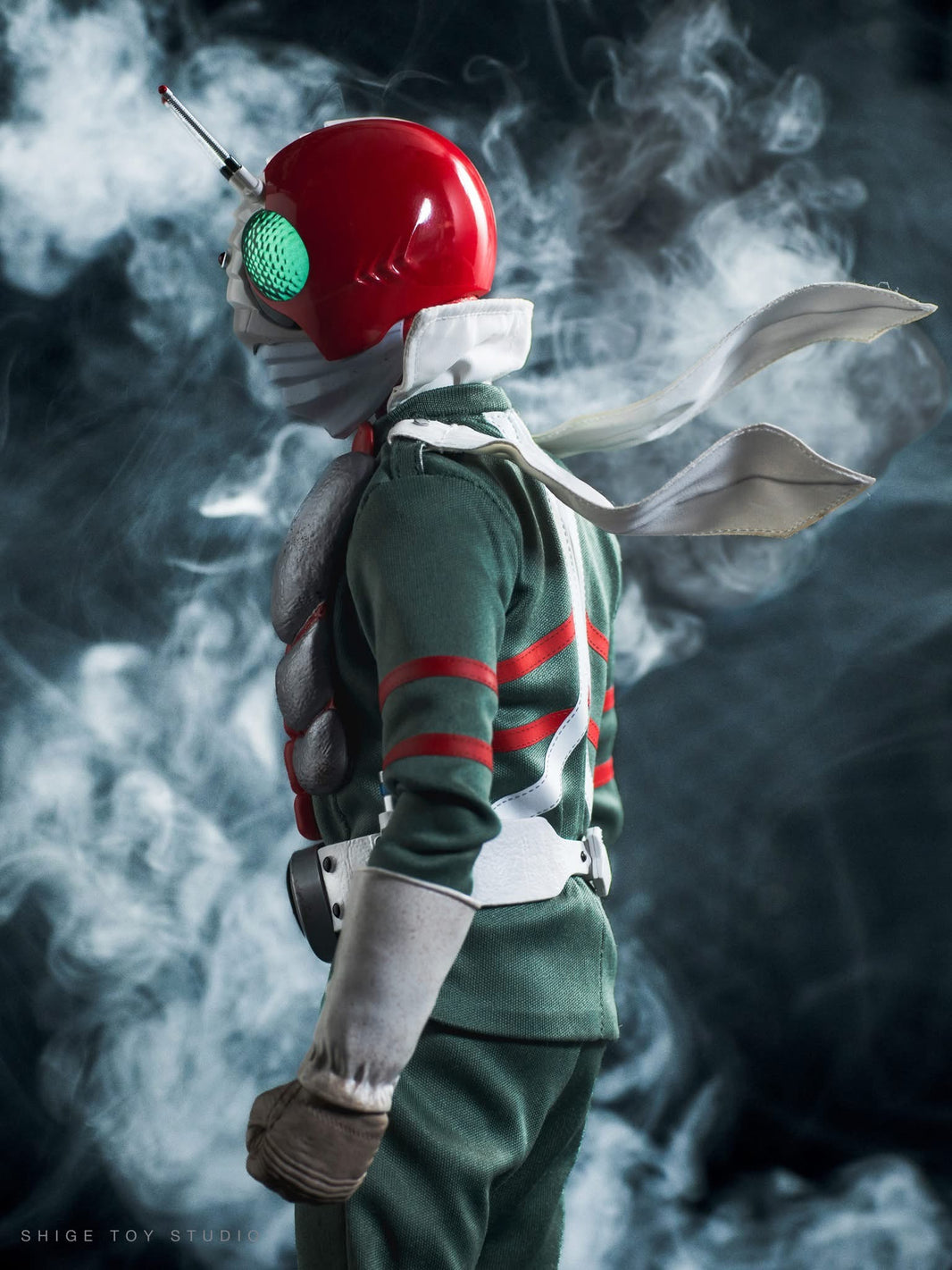 Hot Toys Kamen Rider V3 1/6th Scale Collectible Figure TMS162 - TMS162B