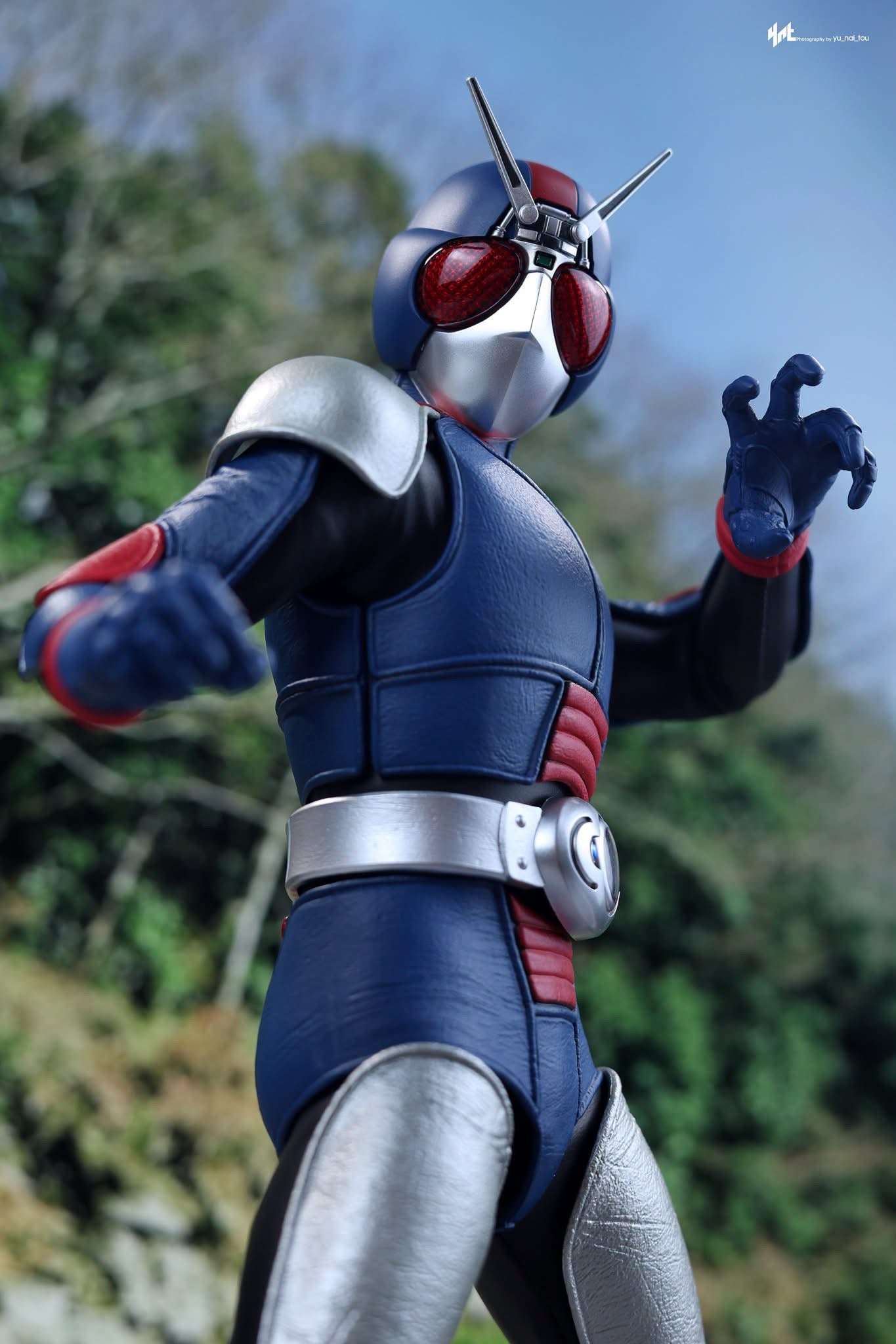 Hot Toys Kamen Rider Black RX 1/6th scale BioRider Collectible Figure TMS180