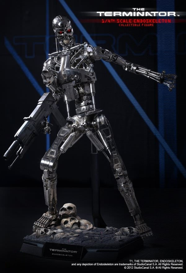Hot Toys The Terminator-The Terminator Endoskeleton QS002 1/6 Scale Figure
